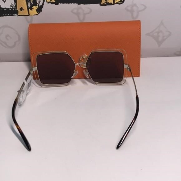 ✨ New Authentic Tory Burch TY6086 55-X Brown & Gold Sunglasses ✨ - Picture 8 of 11